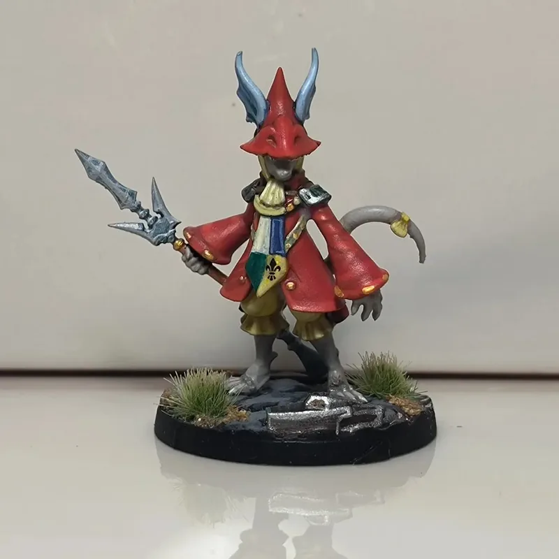 Kobold mago rojo con lanza, impreso en 3D y pintado a mano