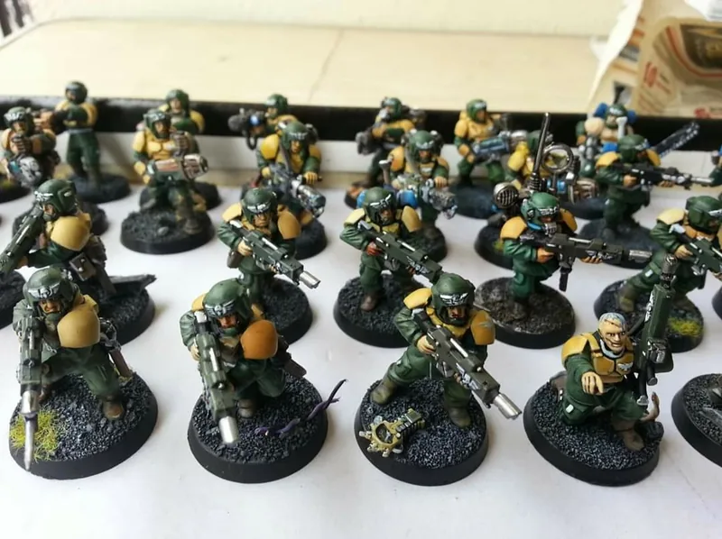 Escuadra de Guardia Imperial con uniforme verde